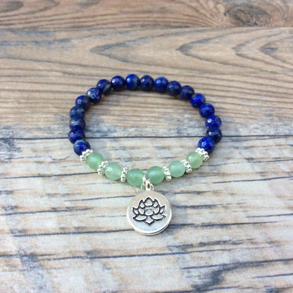 Lapis bracelet with Lotus charm, Aventurine, crystal healing bracelet - Picture 2 of 9